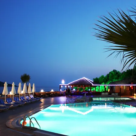 Pirat 3* Kalkan