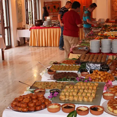 Ξενοδοχείο Pirat 3*