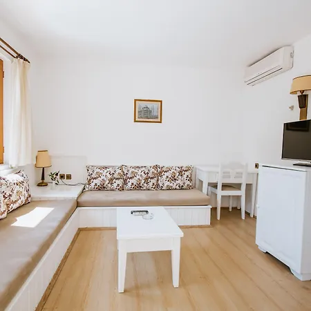 Pirat Ξενοδοχείο 3*